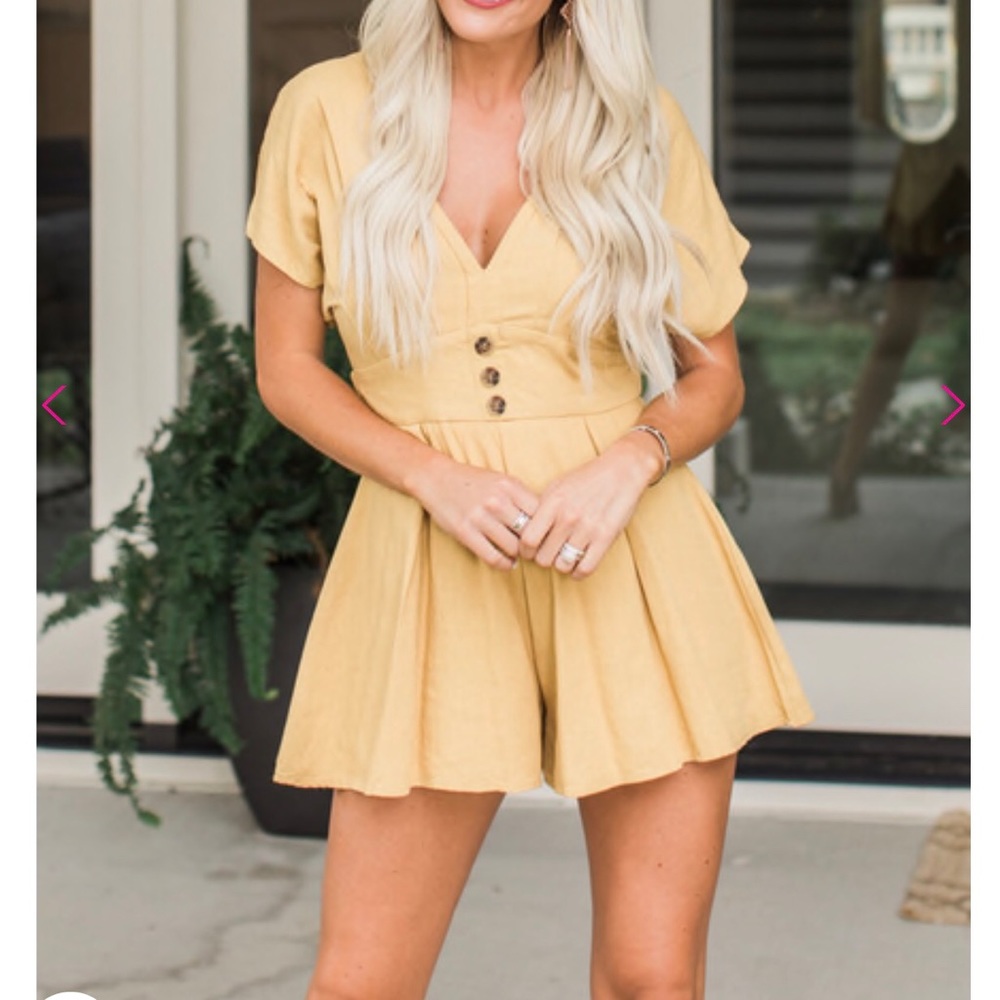 Mustard romper!